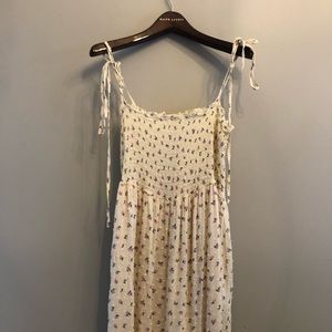 Cute maxi dress, only worn once!